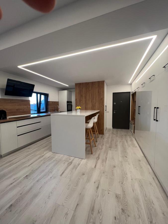 Modern Premium Apartment 1 ทาร์โกวิชเต ภายนอก รูปภาพ